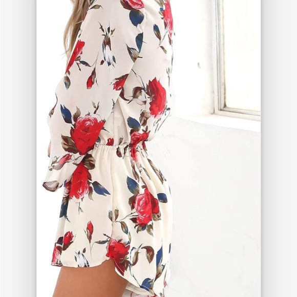 Long Sleeve Floral Romper - Picture 3 of 6